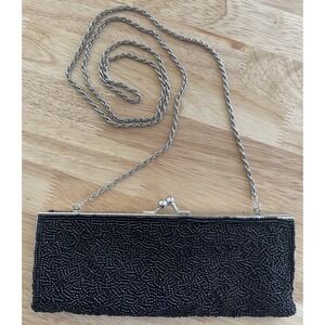Vintage La Regale Black Beaded Evening Bag Purse With‎ Silver Chain Kisslock